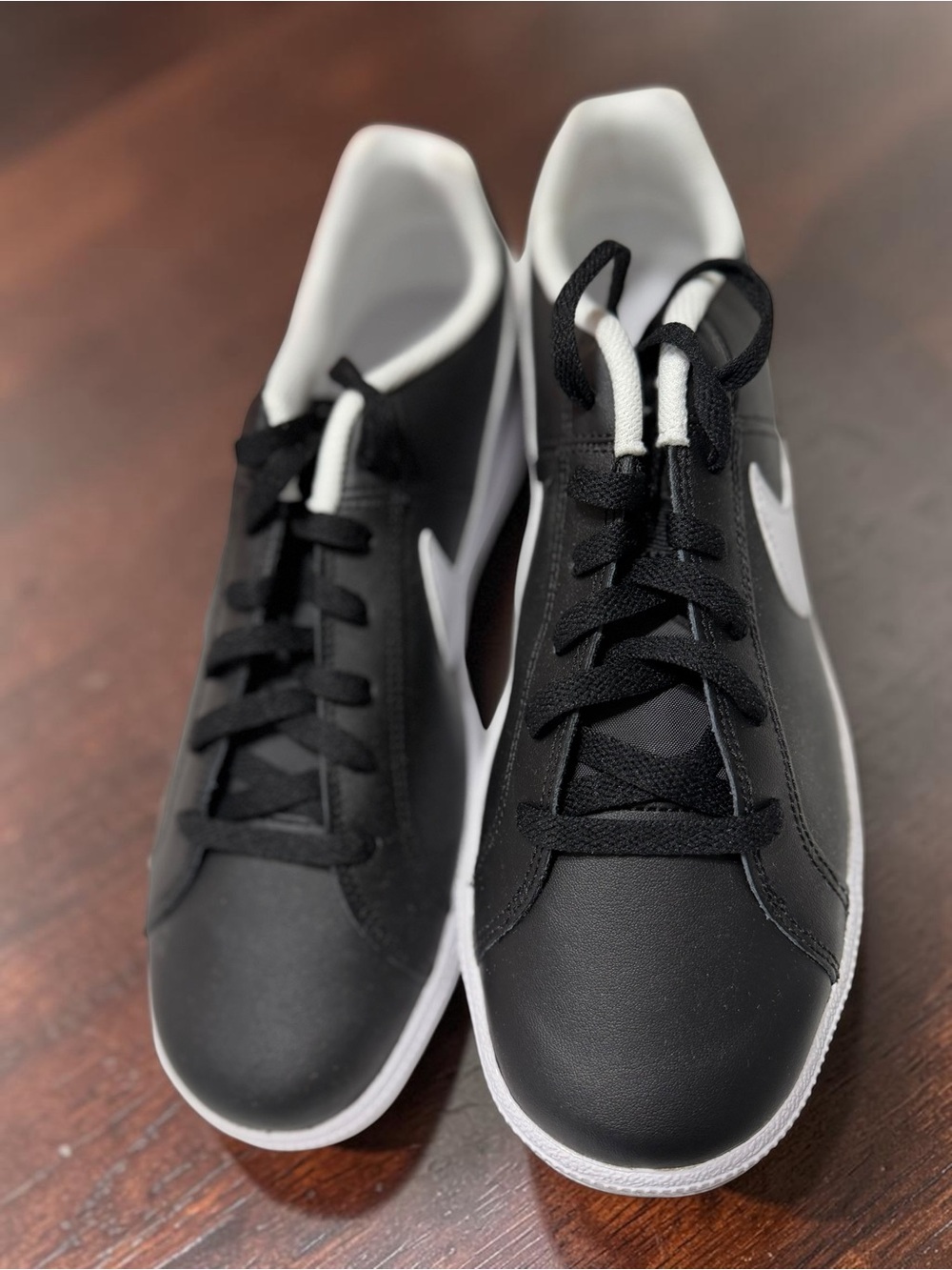 Nike Court Style Black White Sneakers Mens 11 Low Top Casual Shoes - Picture 6 of 7